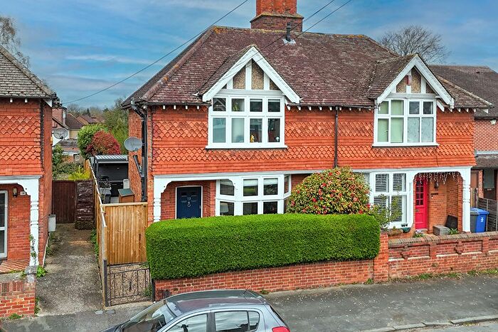2 Bedroom Semi Detached House For Sale In Penyston Road, Maidenhead, Berkshire, SL6