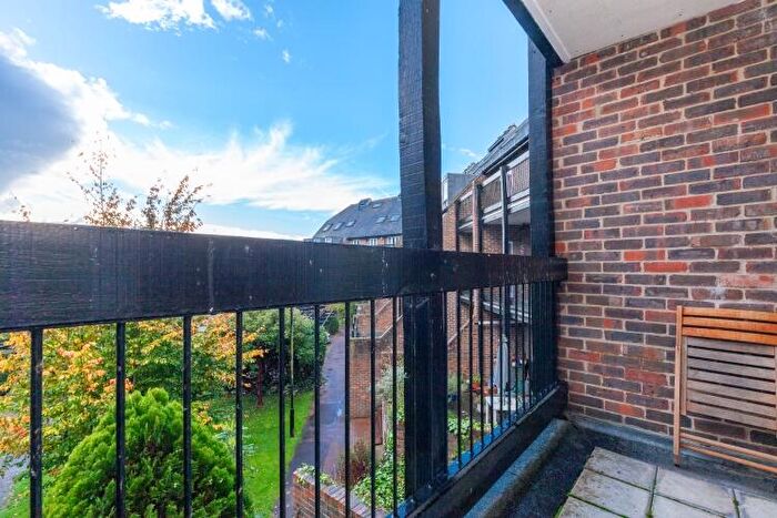 2 Bedroom Apartment To Rent In Folly Bridge, Central Oxford, OX1