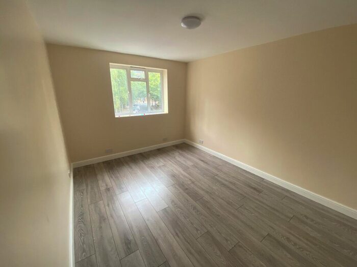 2 Bedroom Apartment To Rent In Wynyatt House, Wynyatt Street, London, EC1V