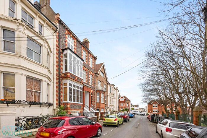 1 Bedroom Flat For Sale In Walpole Terrace, Brighton, BN2