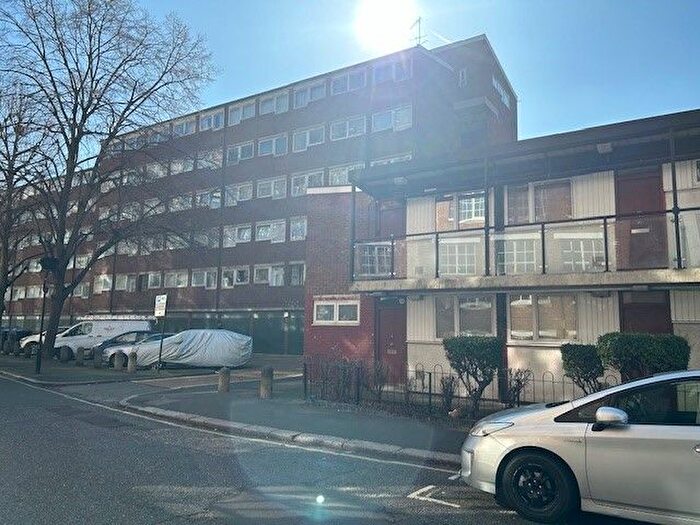 2 Bedroom Flat For Sale In Dodson Street, London, SE1
