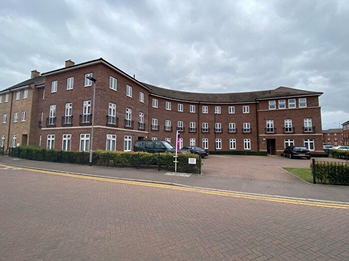 2 Bedroom Flat To Rent In Rochester Way, MK42