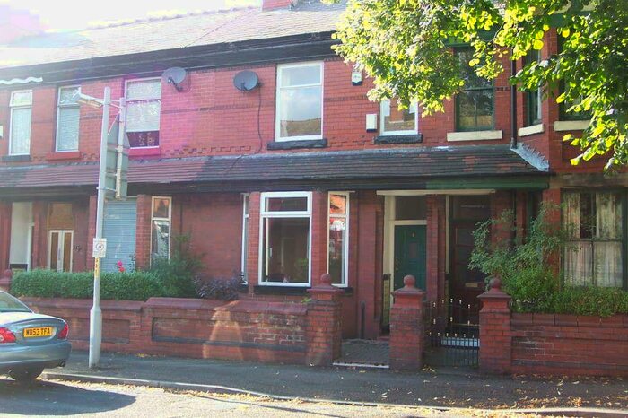3 Bedroom Terraced House To Rent In Poplar Avenue, Levenshulme, M19