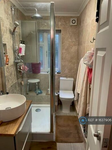 2 Bedroom Maisonette To Rent In Hill Lane, London, HA4