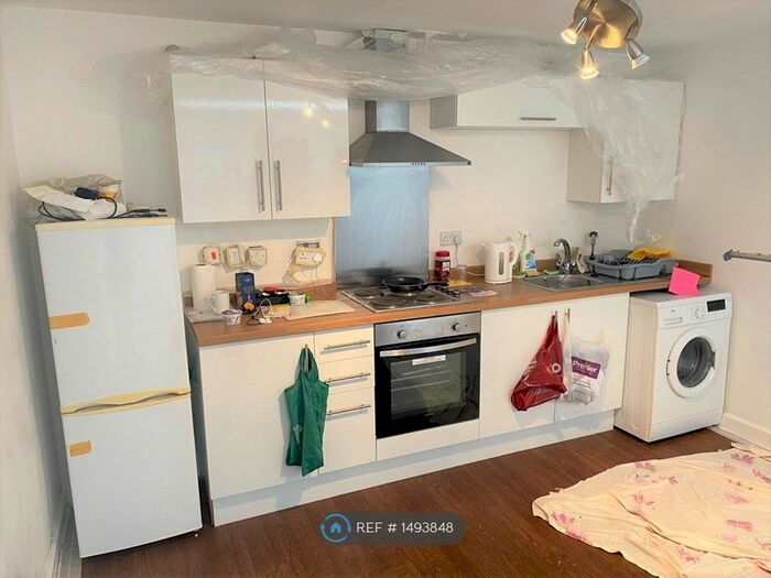 1 Bedroom Flat To Rent In New Central Building, Long Eaton, Nottingham, NG10