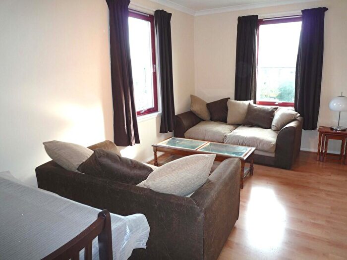 2 Bedroom Flat To Rent In Headland Court, Anderson Drive, Aberdeen, AB10
