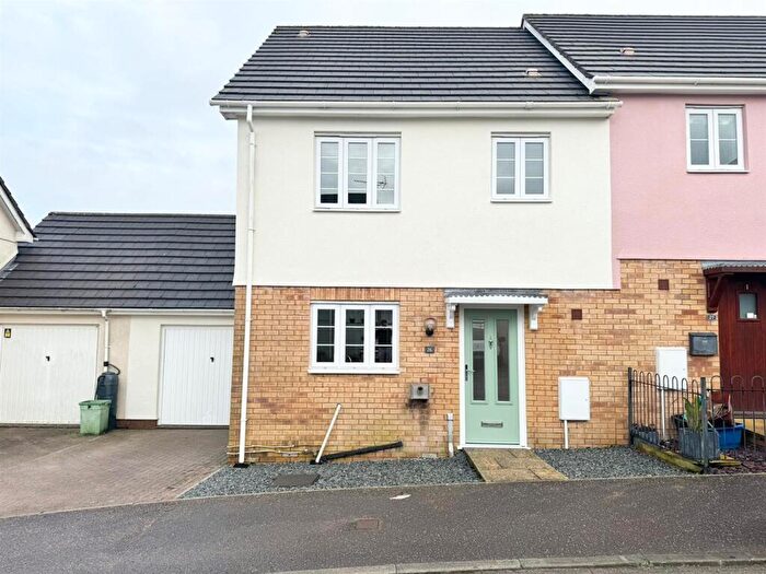 3 Bedroom Semi-Detached House To Rent In Broomhouse Park, Witheridge, EX16