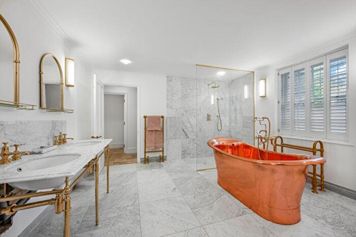 7 Bedroom House To Rent In Belmont Hill, Blackheath, SE13
