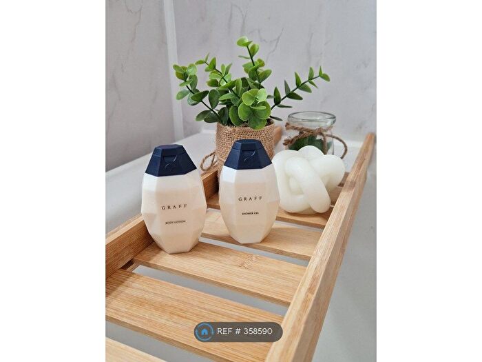 2 Bedroom Flat To Rent In Warren Way, Edgware, HA8