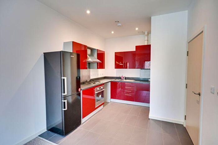 1 Bedroom Flat To Rent In Bythesea Road, Trowbridge, BA14