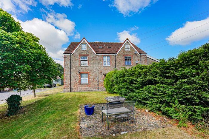 1 Bedroom Flat For Sale In Excellent Apartment With Off-street Parking And Private Garden., BS48