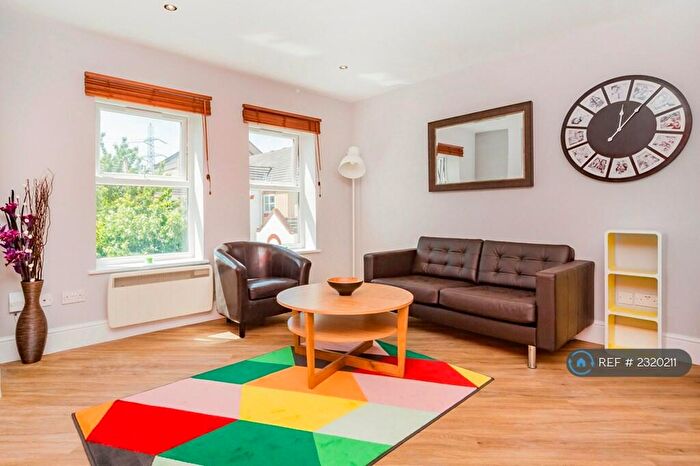 2 Bedroom Flat To Rent In Aaron Hill Road, London, E6