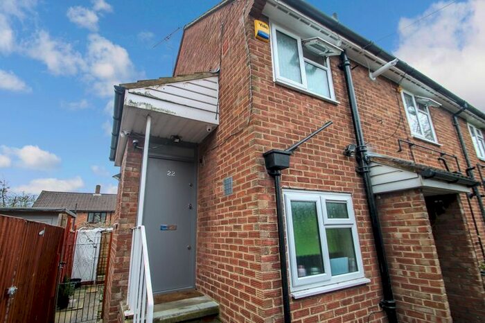 1 Bedroom Flat To Rent In Arliss Way, Northolt UB5