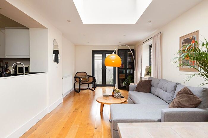 2 Bedroom Flat For Sale In St Nicholas Court, Bishopsworth, BS13