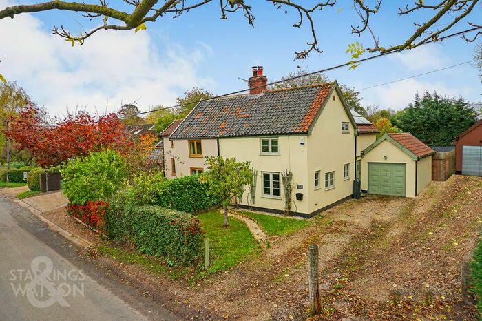 3 Bedroom Cottage For Sale In Topcroft Street, Topcroft, Bungay, NR35