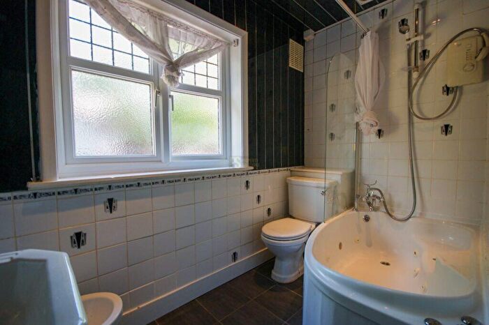 5 Bedroom Terraced House To Rent In Rookery Road, Selly Oak, Birmingham, B29