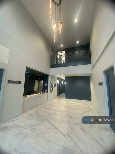 3 Bedroom Flat To Rent In Spinners Way, Manchester, M15