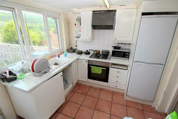 4 Bedroom Terraced House To Rent In Laura Street, CF37