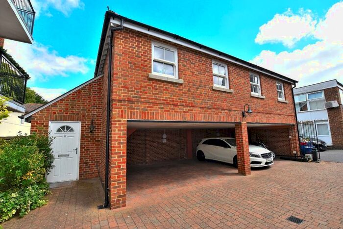 1 Bedroom Apartment To Rent In Coggeshall Road, Braintree, CM7