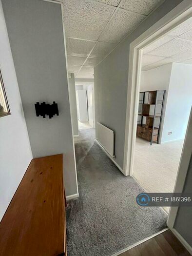 2 Bedroom Flat To Rent In Bournemouth Road, Poole, BH14