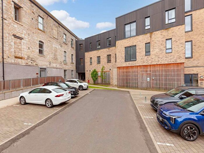 1 Bedroom Flat To Rent In Damask, Winterthur Lane, Dunfermline, KY12
