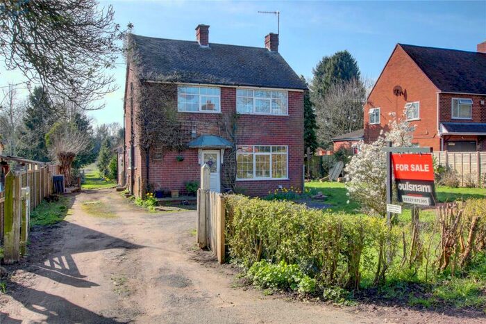 3 Bedroom Detached House For Sale In Bournheath Road, Fairfield, Bromsgrove, Worcestershire, B61