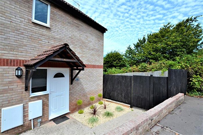 2 Bedroom Semi-Detached House For Sale In Fern Close, Brentry, Bristol, Somerset, BS10