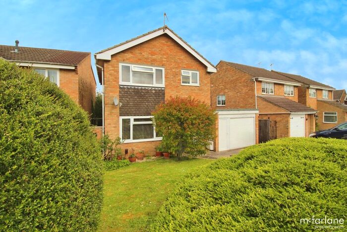 3 Bedroom Detached House To Rent In Avonmead, Haydon Wick, Swindon, SN25