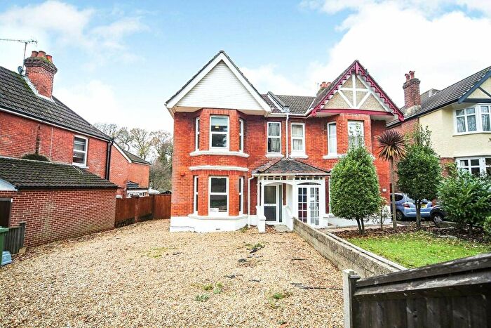6 Bedroom Semi-Detached House To Rent In Church Lane, Southampton, Hampshire, SO17