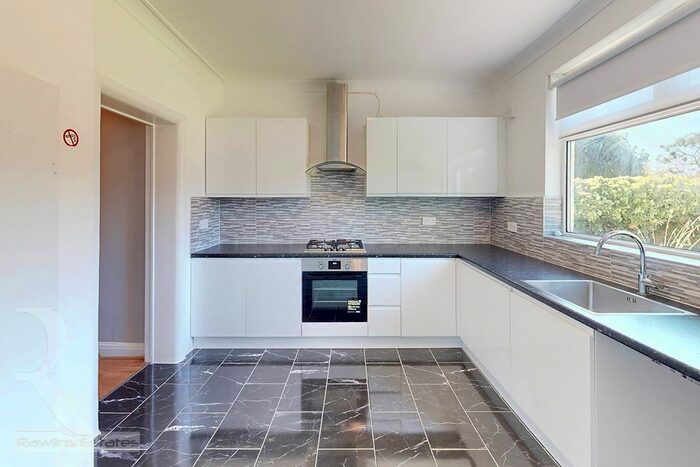 5 Bedroom Detached House To Rent In Sunny Gardens Road, London, NW4