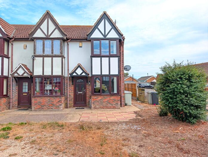 2 Bedroom House For Sale In James Avenue, Skegness, PE25