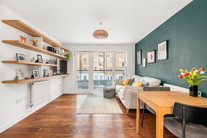 1 Bedroom Apartment For Sale In Calypso Crescent, Peckham, London, SE15