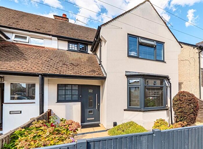 2 Bedroom Semi-Detached House For Sale In Woking, GU21
