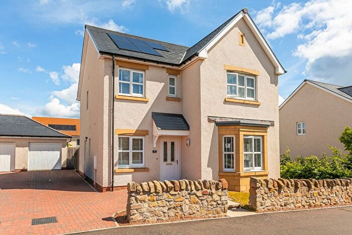 4 Bedroom Detached House For Sale In Schirehall Avenue, Danderhall, Dalkeith, EH22