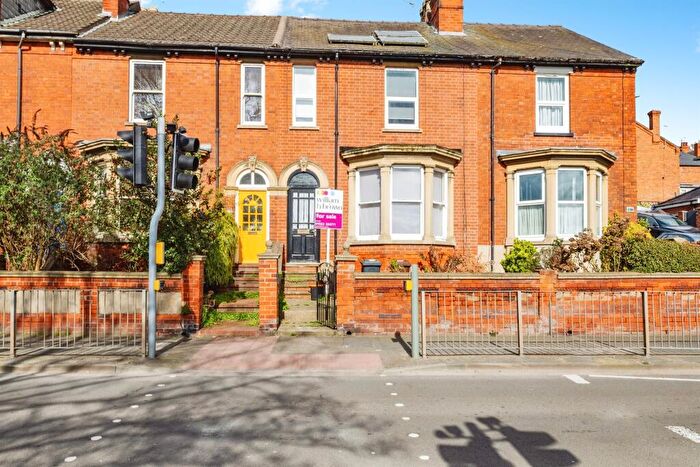 3 Bedroom Terraced House For Sale In Monks Road, Lincoln, LN2