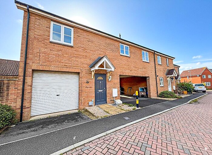 2 Bedroom Mews For Sale In Vienna Way, Bridgwater, Somerset, TA6