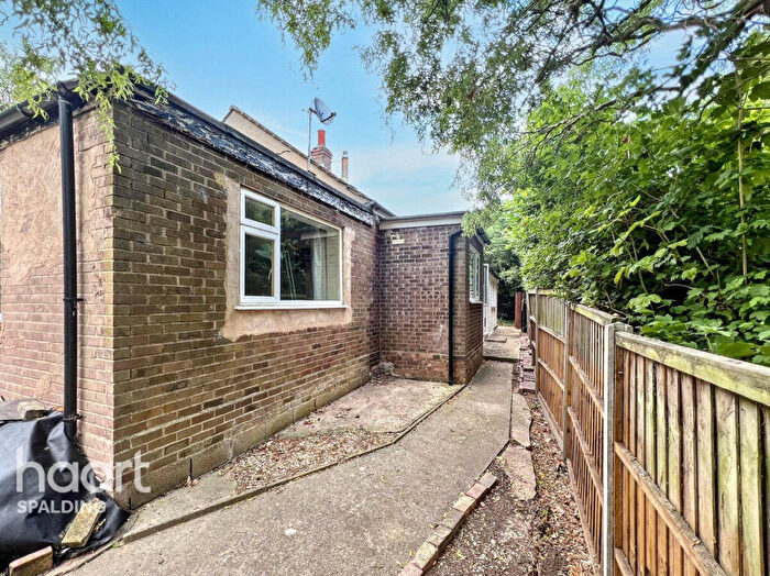 2 Bedroom Bungalow For Sale In Drove Road, Shepeau Stow, PE12