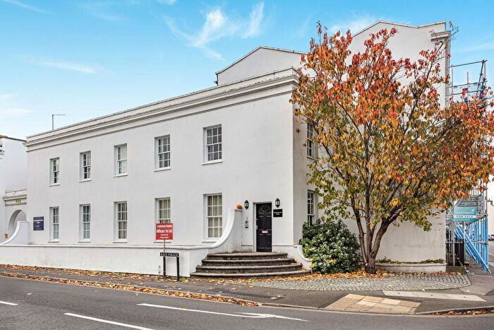 2 Bedroom Flat For Sale In Gainsborough House, , Bath Road, Cheltenham, GL53