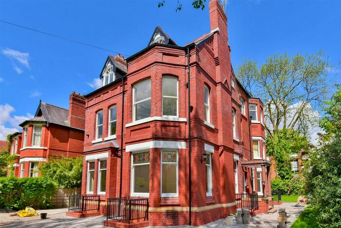 2 Bedroom Flat To Rent In Davenport Park Road, Stockport, SK2