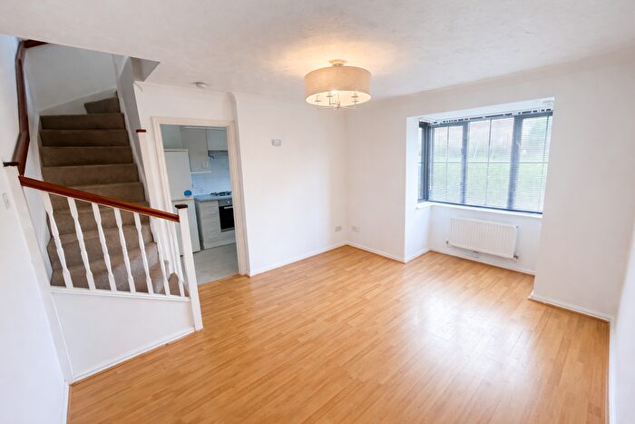 1 Bedroom Property To Rent In Wheatley Close, Milton Keynes, MK4