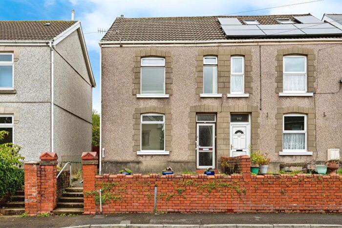 3 Bedroom Semi-Detached House For Sale In Clydach Road, Ynysforgan, Swansea, SA6