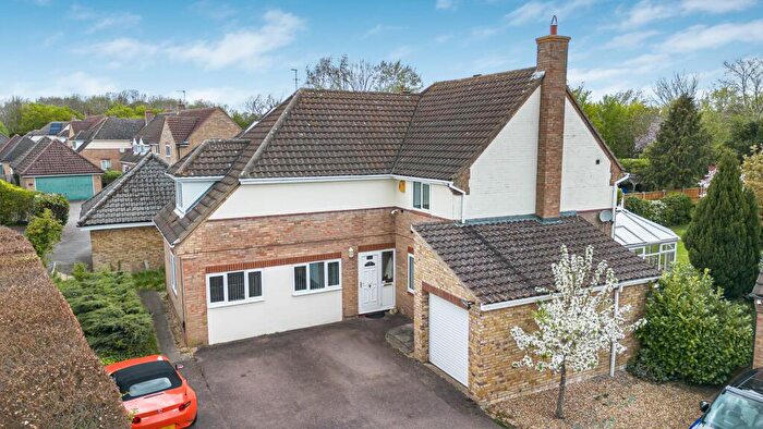 4 Bedroom Detached House For Sale In Sapley Road, Hartford, Huntingdon., PE29