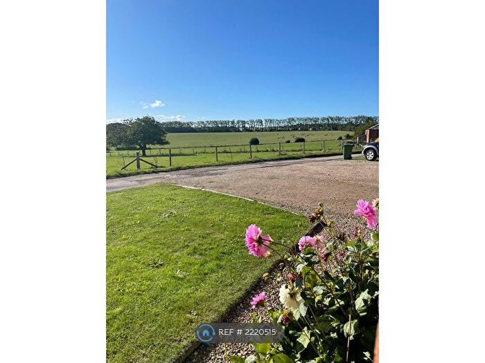 3 Bedroom Semi-Detached House To Rent In Milton Hill, Steventon, Abingdon, OX13