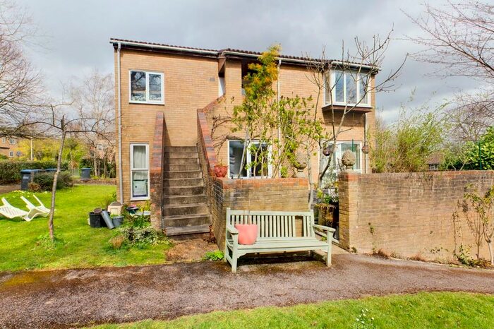 2 Bedroom Maisonette To Rent In East Grinstead, West Sussex, RH19