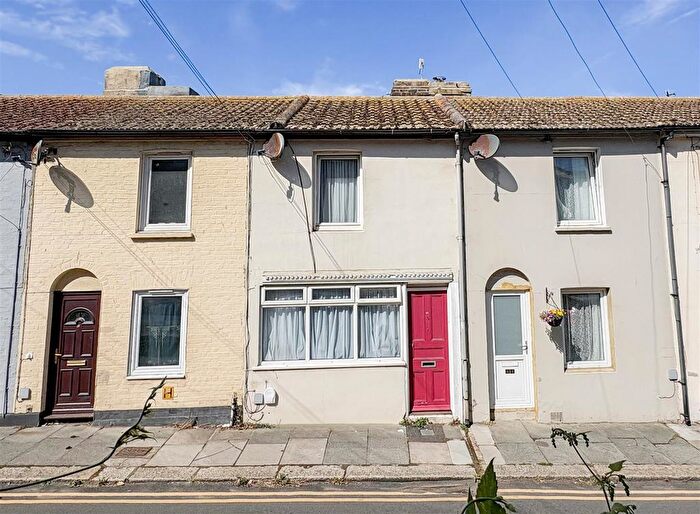 2 Bedroom Terraced House To Rent In Stonefield Road, Hastings, TN34