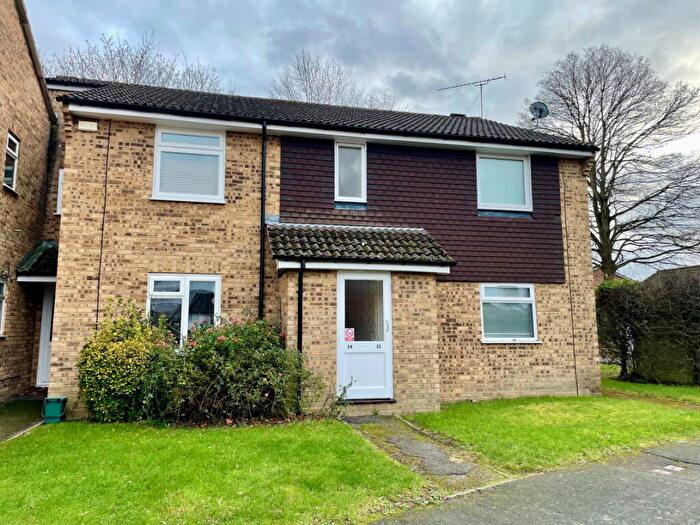 1 Bedroom Flat To Rent In Bisley, Woking, GU24