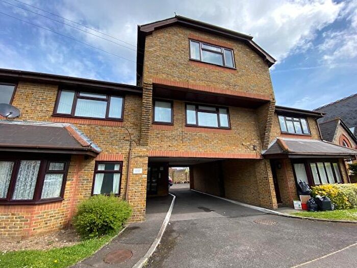 2 Bedroom Apartment To Rent In High Street, Rainham, Gillingham, ME8