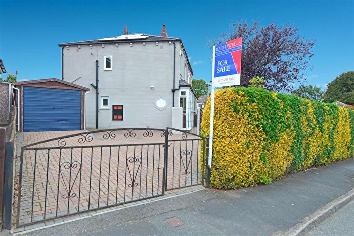 3 Bedroom Semi-Detached House For Sale In Wesley Terrace, Leeds, LS13