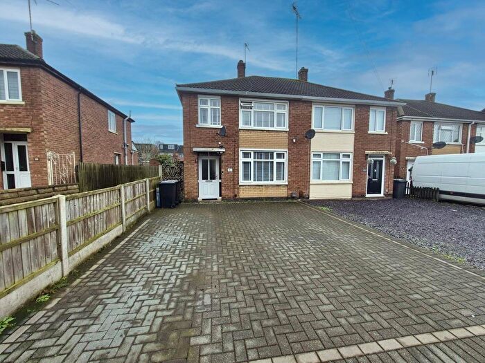 3 Bedroom Semi Detached House For Sale In Deans Way, Coventry, CV7