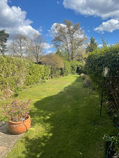 3 Bedroom Semi-Detached House For Sale In Wellington Avenue, Fleet, GU51
